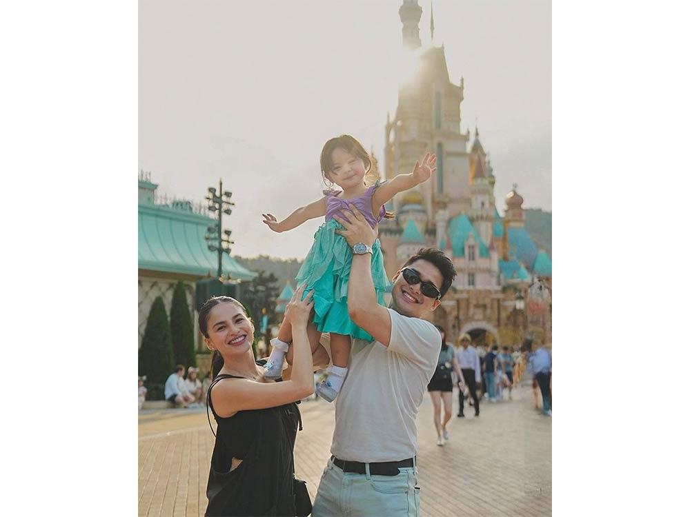 Elisse Joson and McCoy De Leon