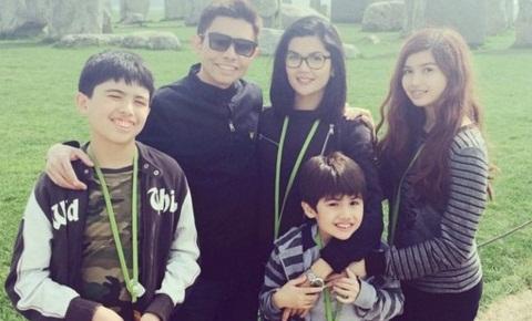 Donna's family photo