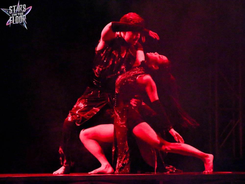 Ultimate dance star duo 