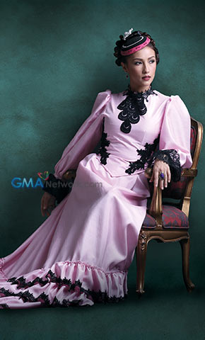 Travel back in time in 'Ilustrado'