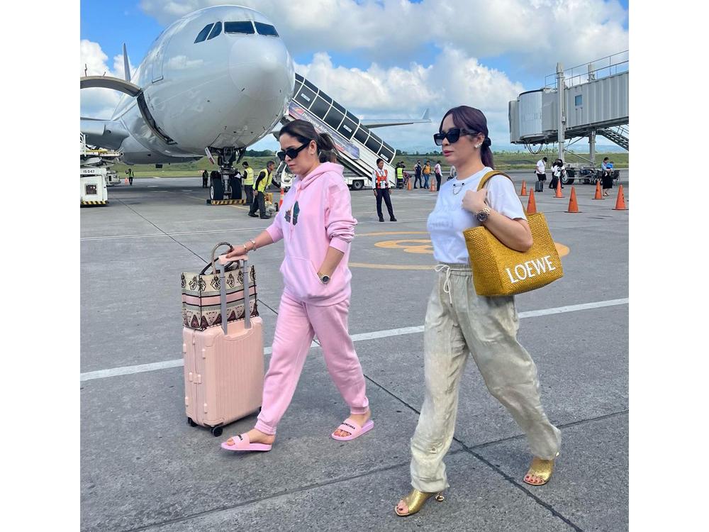 Trendy and fashionable airport outfits of Jinkee Pacquiao