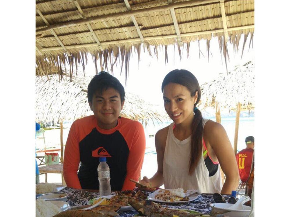 John Maurie Sandel Obligacion