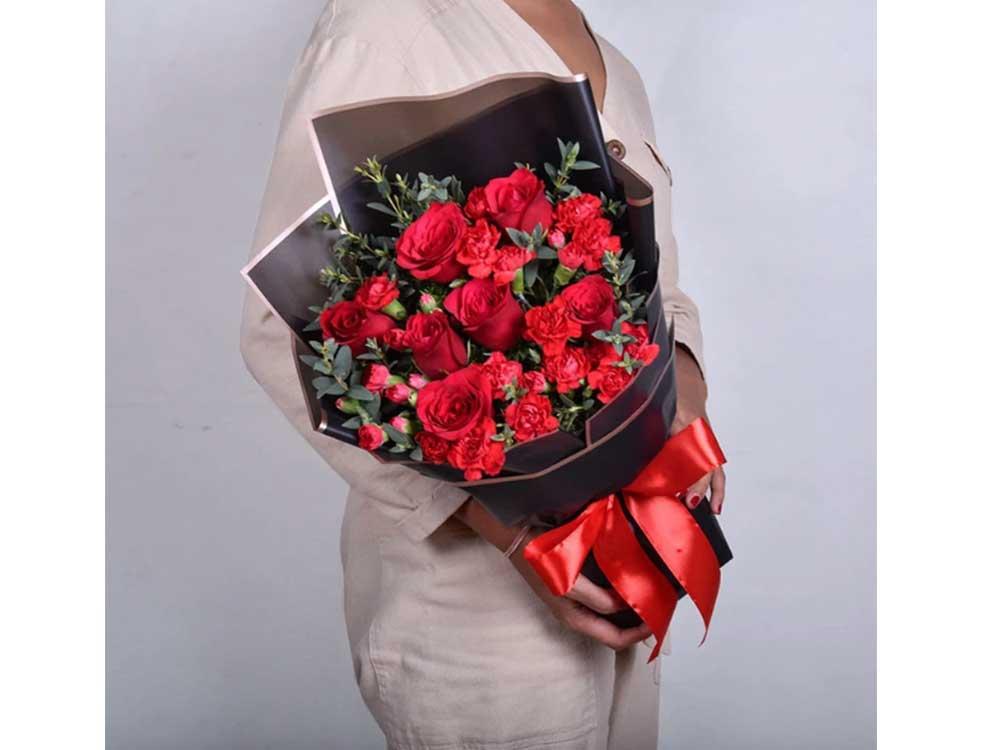 Flowers for Him from Flowers Chimp