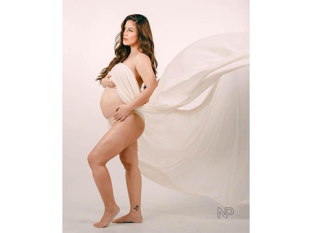 Pregnancy announcement