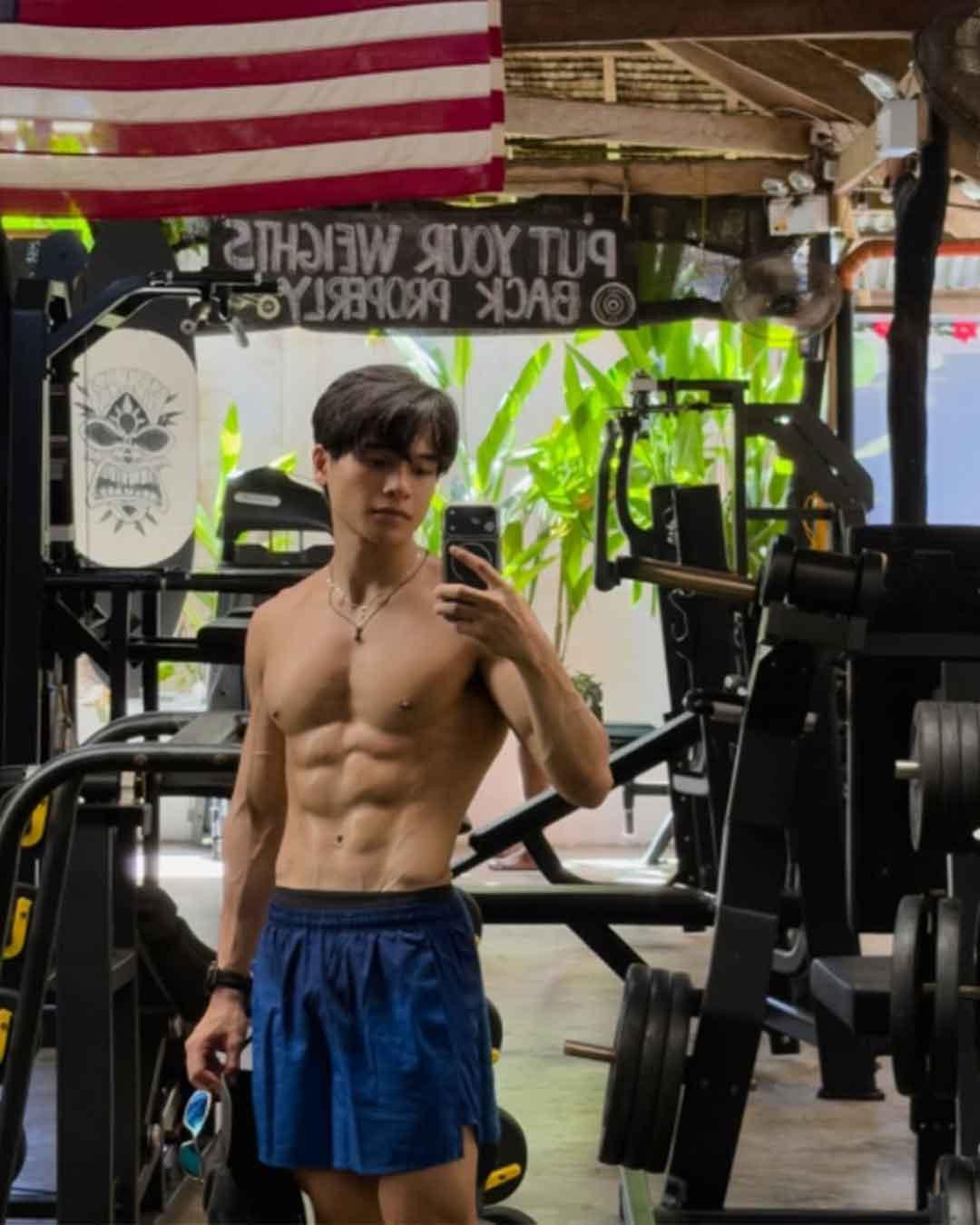 Mirror selfie