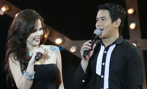 Walang Tulugan with The Master Showman