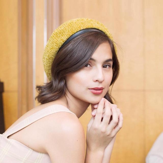 jasmine curtis-smith