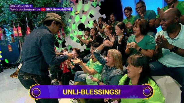 TiktoClock: Ibang level ang bigayan ng blessings
