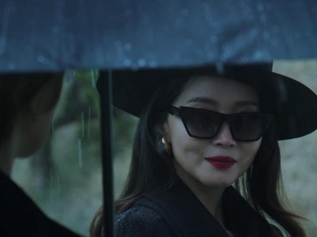 queen of masks characters