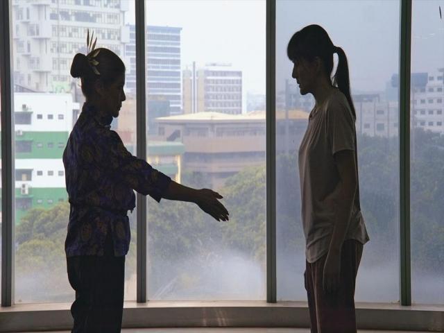 Abot-Kamay Na Pangarap, Pinky Amador, Carmina Villarroel