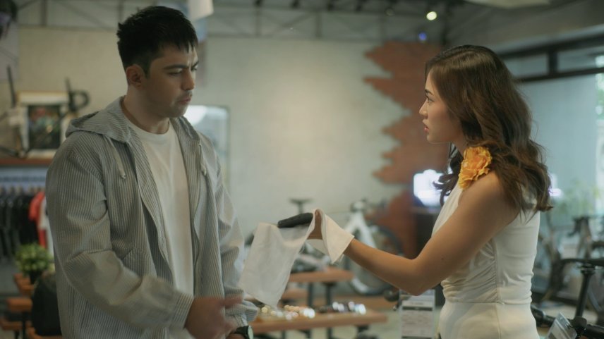 Elle Villanueva and Derrick Monasterio