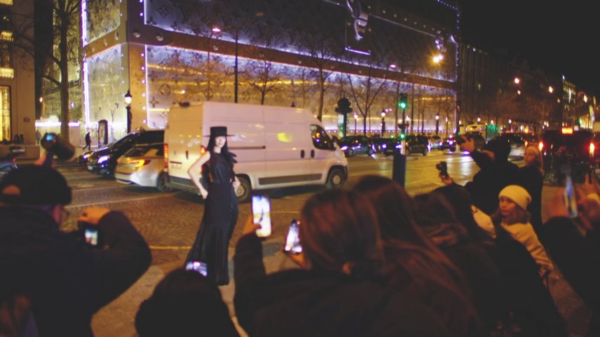 heart evangelista in paris fashion week