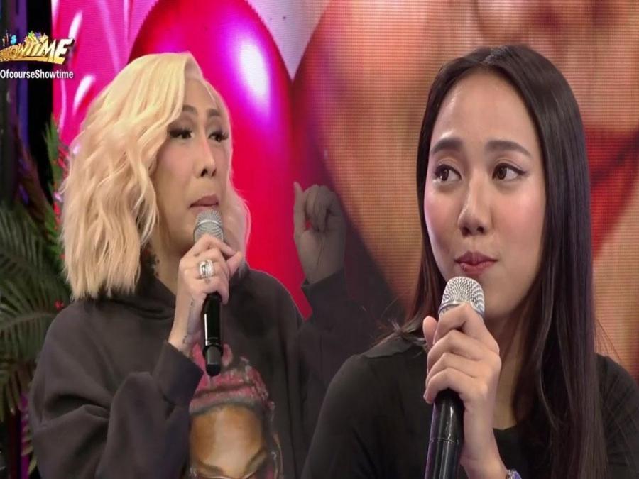 It S Showtime Vice Ganda Imitates How Anne Curtis Asks Questions Expecially For You Gma