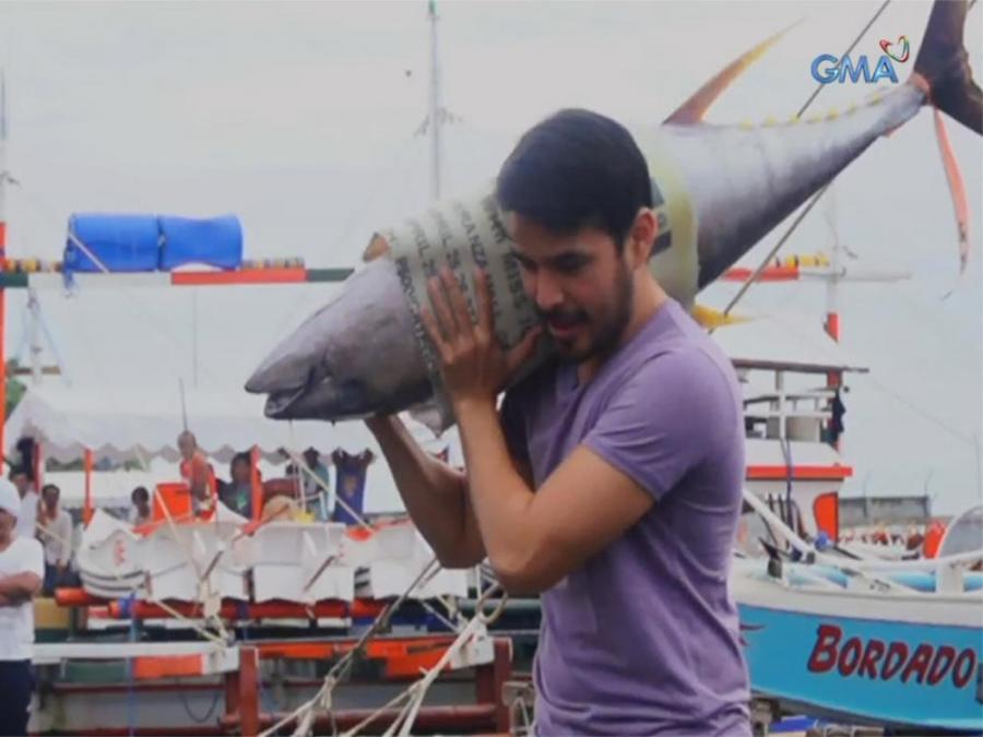 WATCH Atom Araullo Hosts Philippine Seas Documentary On November 5   900 675 PV PHSEAS PHSLAU LN045 720p 5Mbps Cms  20171022124600 