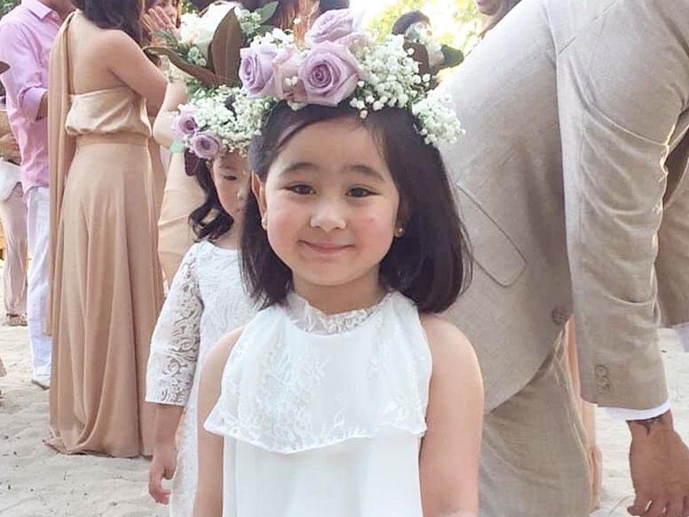 Scarlet Snow Belo