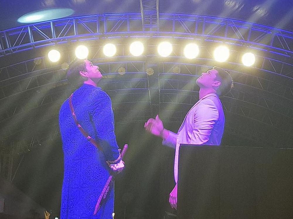 Dingdong Dantes and Richard Gutierrez