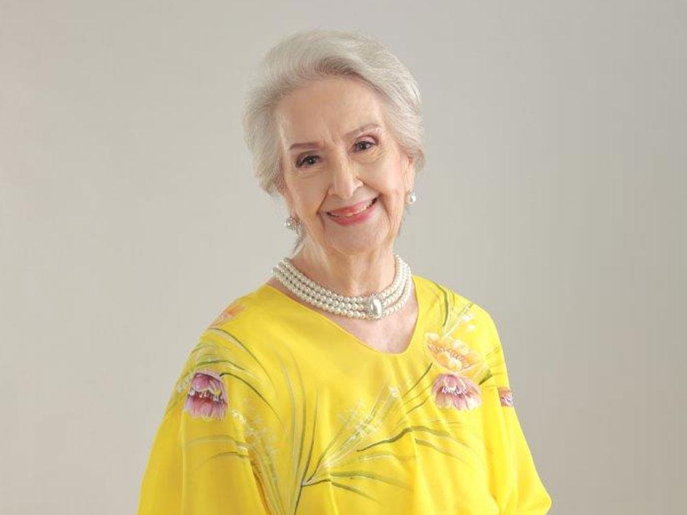 Gloria Romero