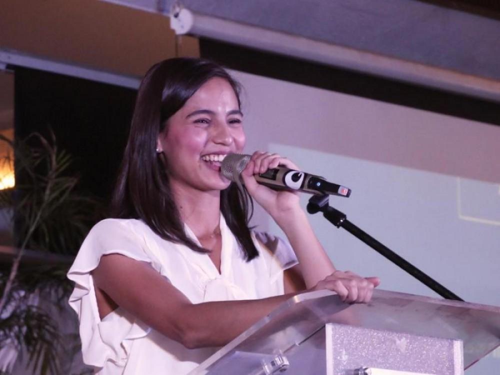 Jasmine Curtis