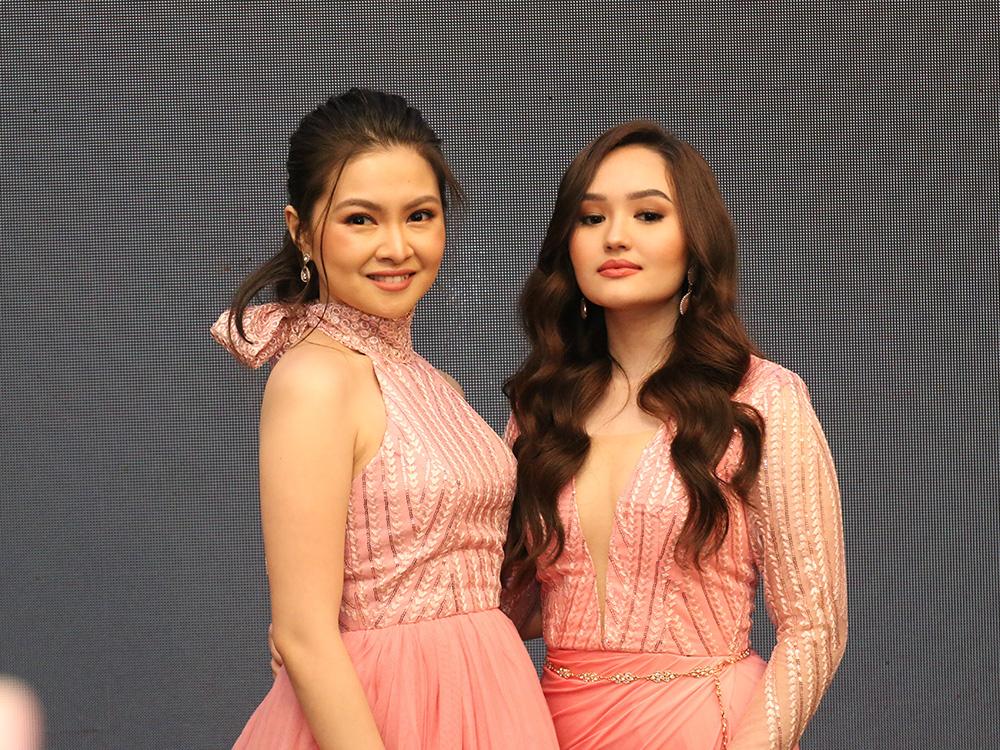 Barbie Forteza at Mika Dela Cruz	