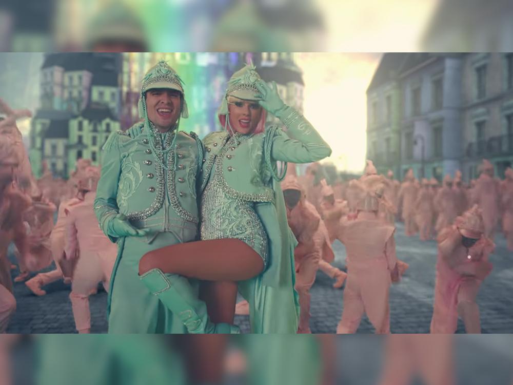 Brendon Urie and Taylor Swift / source: Taylor Swift (YT)