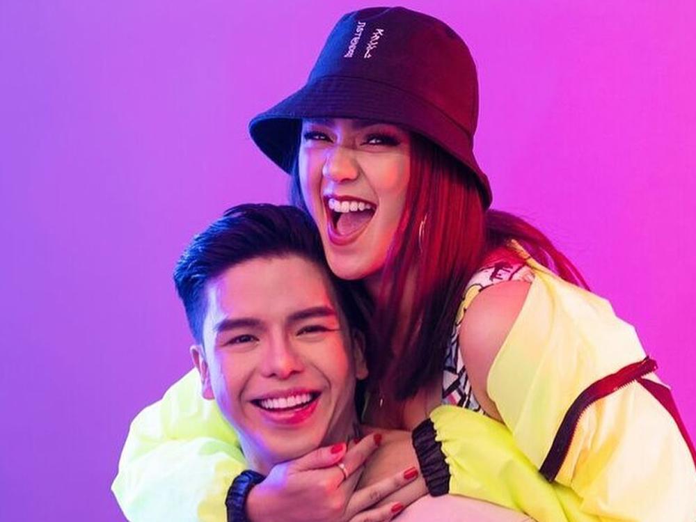 Anthony Rosaldo at Mikee Quintos