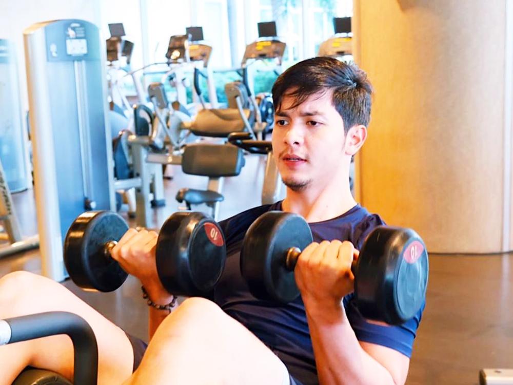 LOOK: Alden Richards shows workout photos | GMA Entertainment