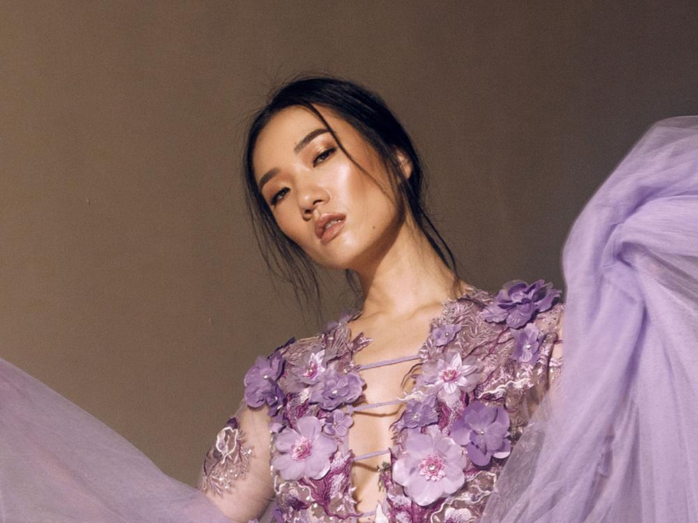 Fashion designer Bessie Besana teaches you how to dress like a beauty queen