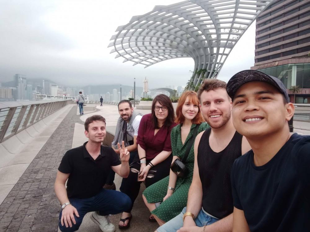 How To Prepare For Your First Couchsurfing Experience Celebrity