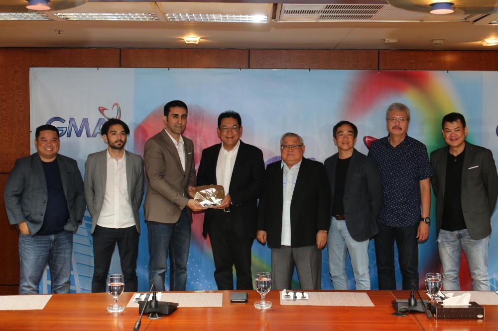 (From left) GMA NMI General Manager Dingdong Caharian, YouTube executives Pablo Mendoza and Vishal Sharin, GMA President and COO Gilberto R. Duavit Jr., Chairman and CEO Atty. Felipe L. Gozon, President and CEO Joel Marcelo G. Jimenez, CFO and Treasurer Felipe S. Yalong, and GMA NMI President and COO Judd Gallares