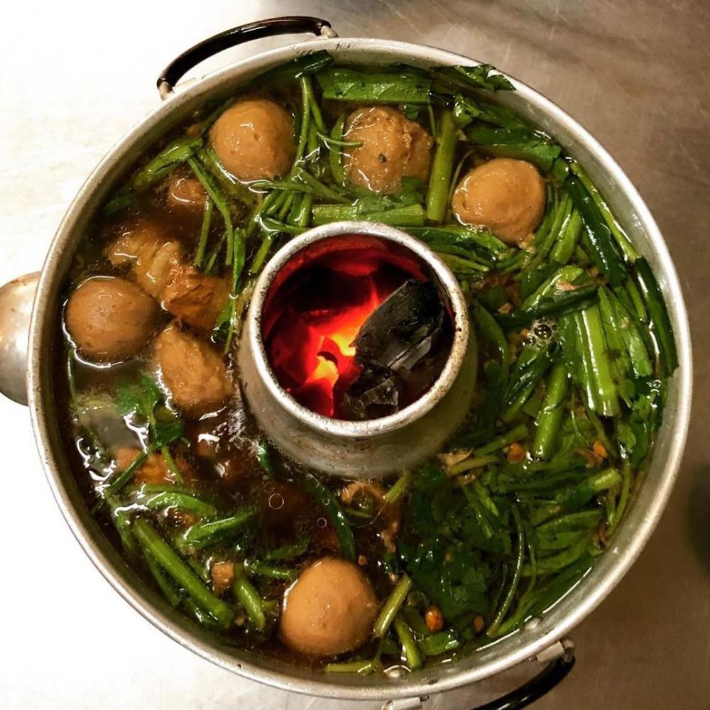 Photo from tecksteroonie (IG)