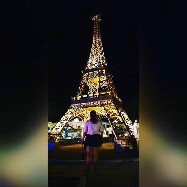 France's Eiffel Tower / Image Source: xeniyazenia (IG)