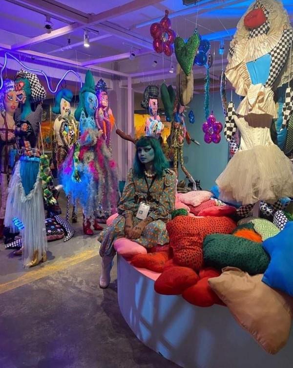 Jellyfish Kisses at his own exhibit for Art Fair Philippines 2020 / Image Source: jellyfishkisses (IG)