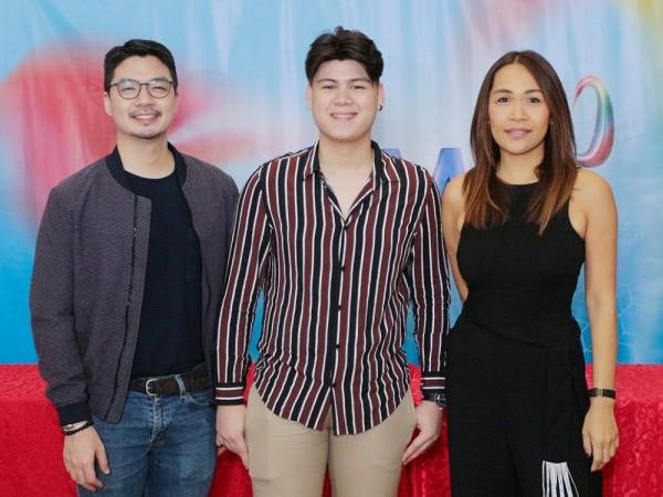 (L-R) GMA Assistant Vice President and Head for Talent Imaging and Marketing Simoun Ferrer; Julius Miguel; and GMA Artist Center Senior Talent Manager Joy Marcelo