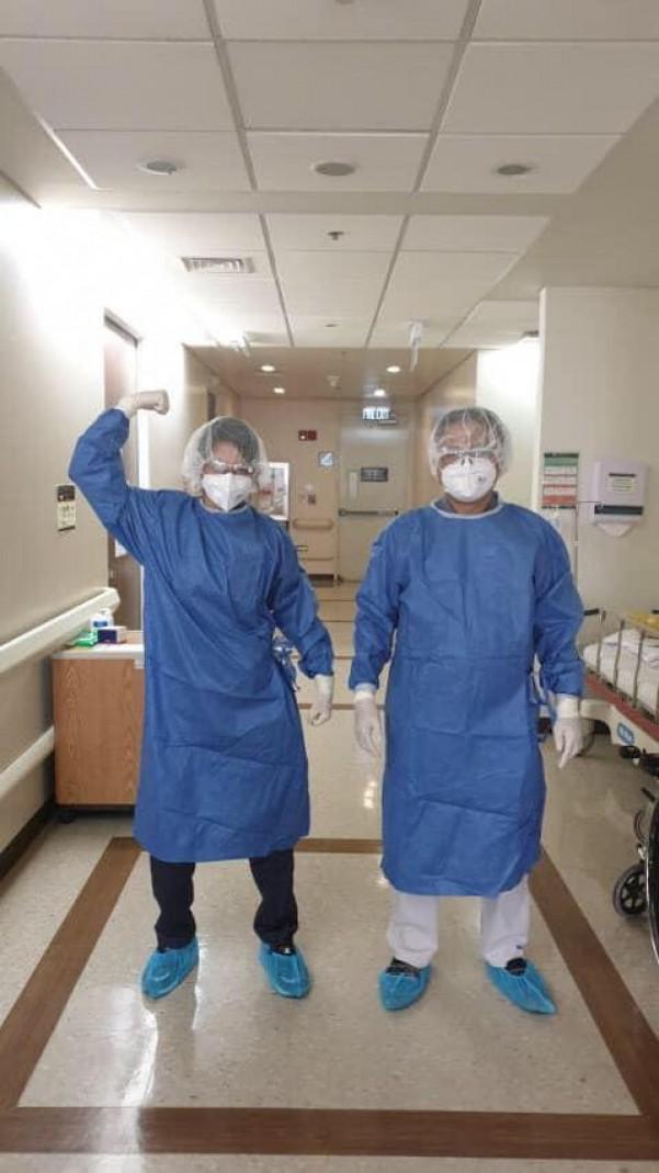 Dr. Joseph Adrian Buensalido celebrates the recovery of three elderly COVID-19 patients / Source: jocel.buensalido (FB) 