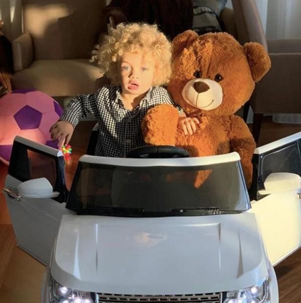 Source: champagnepapi (IG)