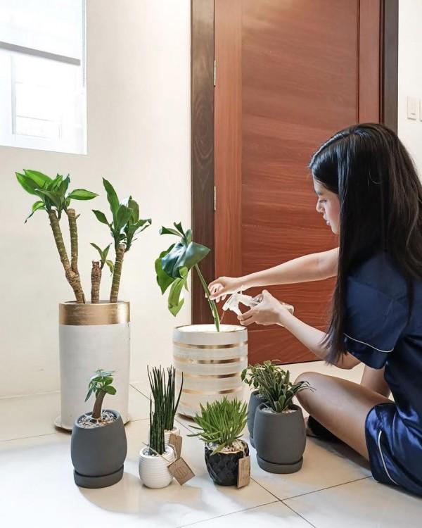 Gabbi Garcia as a plant mama