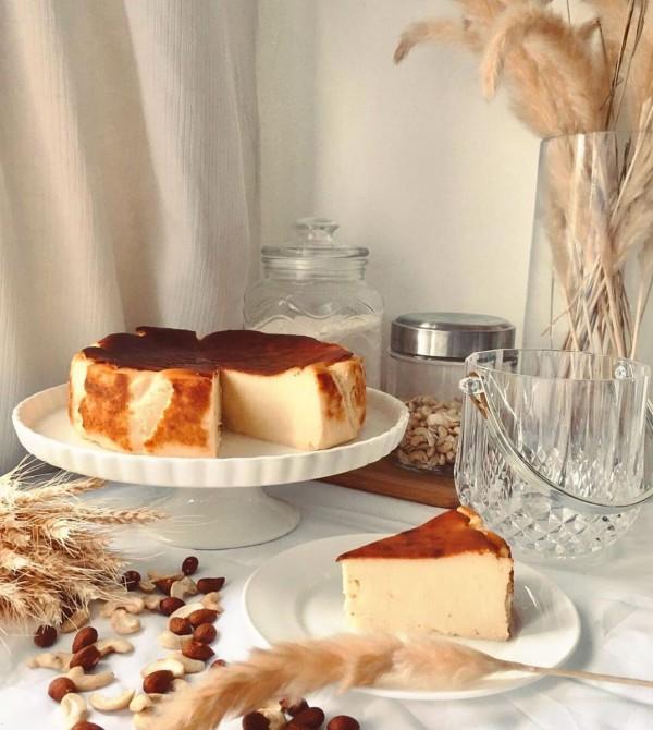 Sweet Cravings by Khakha