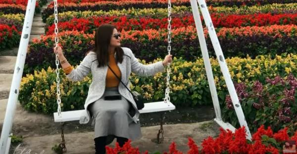 Screenshot taken from Bea Binene s vlog