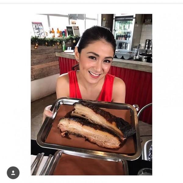 Carla Abellana at Holy Smokes