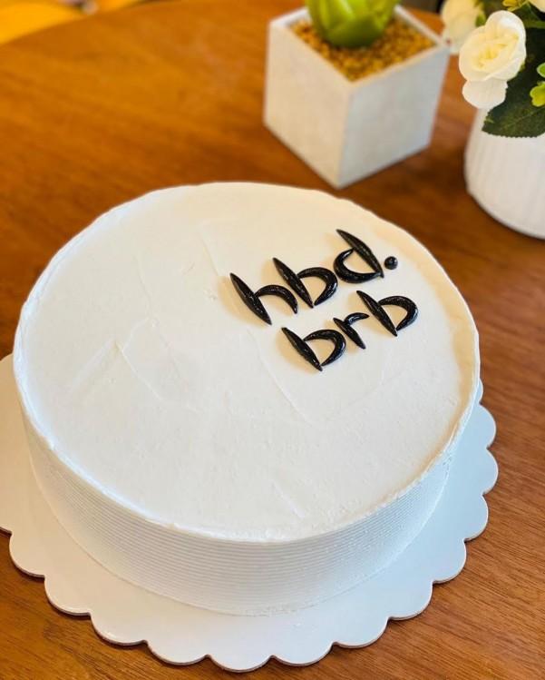 Tootie Cakes and Cupcakes