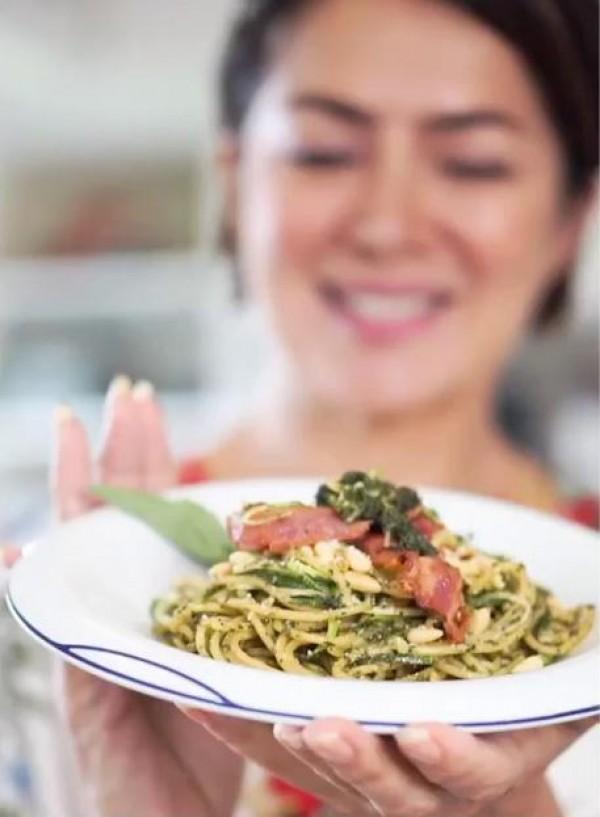 Pesto Pasta ala Alice Dixson