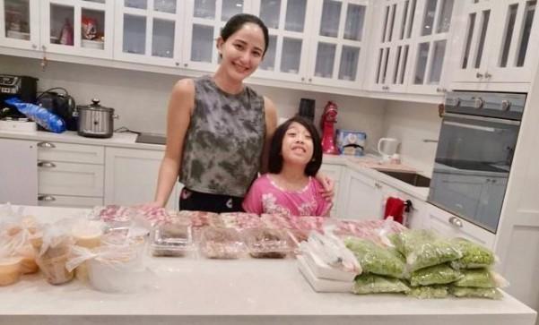 Katrina Halili and Katie Lawrence