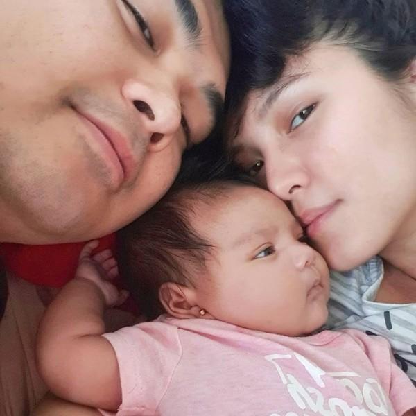Jade Lopez with her husband Rocky and daughter Rinoa