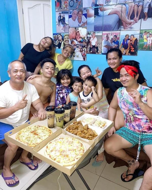 Kiray Celis and her family