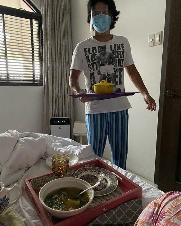Robin Padilla sending Mariel Padilla food while in home isolation