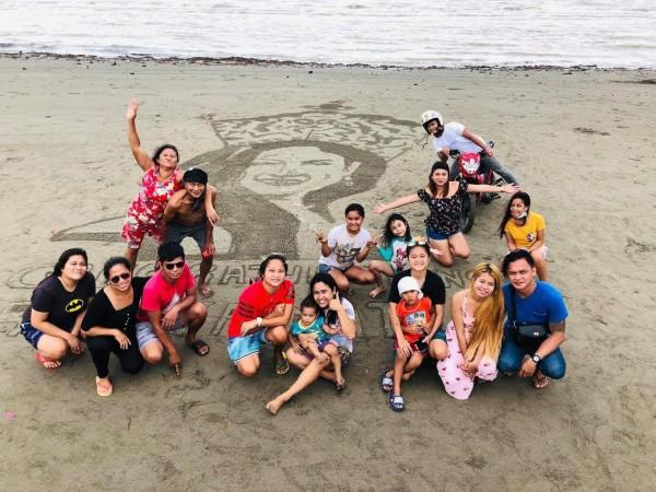 Rabiya Mateo sand art