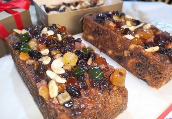 Editor's Pick: 10 Fabulous Fruitcakes To Fall In Love With | Metro.Style