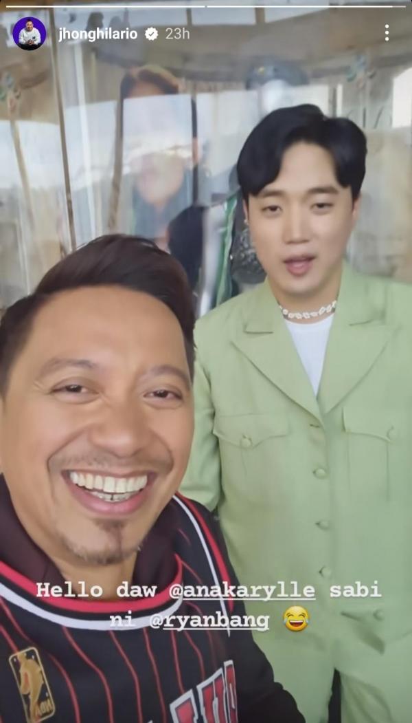 It s Showtime hosts Jhong Hilario and Ryan Bang visit Karylle s Encantadia character Alena inside the GMA Network building