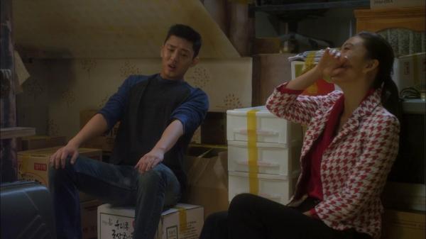 Secret affair Helen and Santi