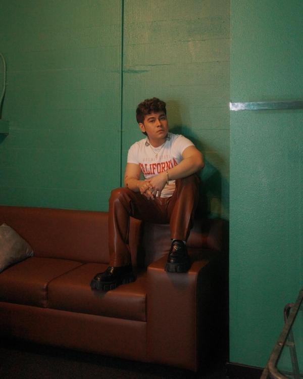 Carl Guevarra of The Juans